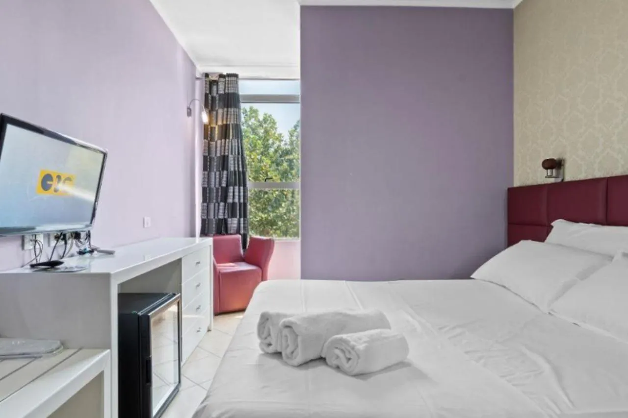 ***  Hotel Relax Tirana Albania