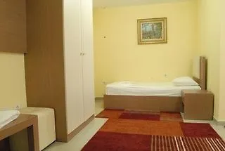 Hotel Relax Tirana 3*,  Albania